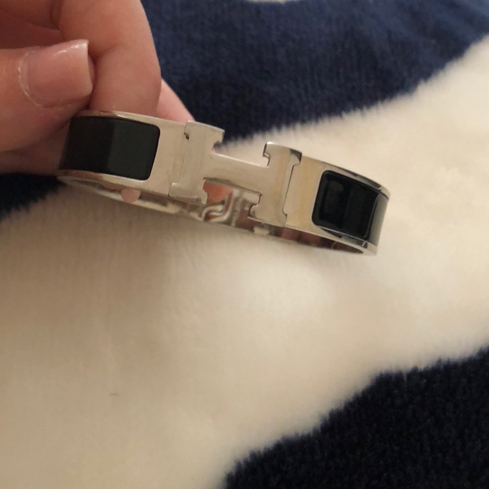 Hermès H clic bracelet. Black and silver